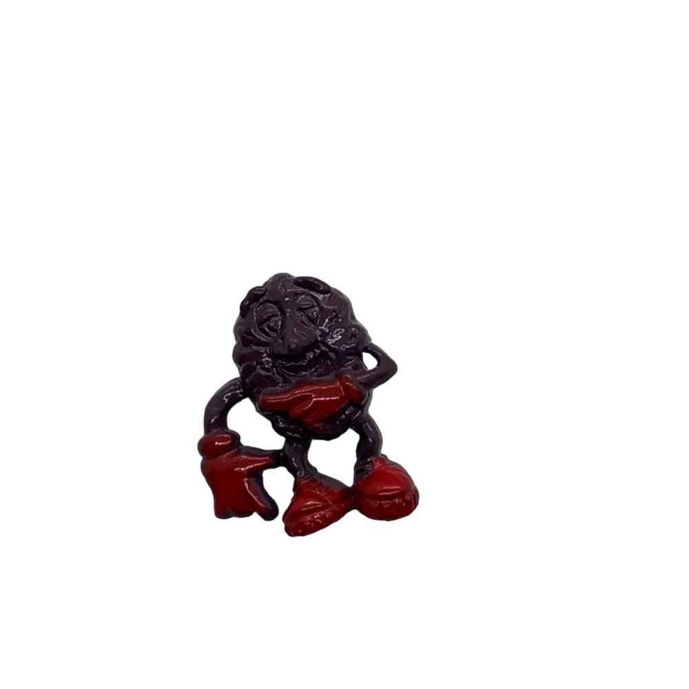 Vintage California raisins pin